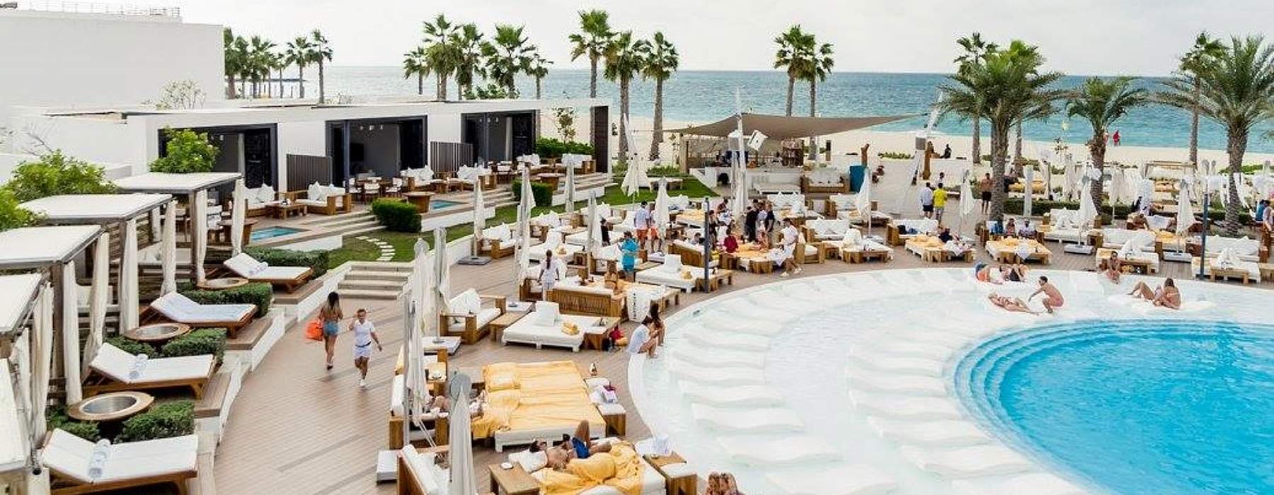 5 Best Beach Clubs in Dubai for a Crazy Time with Your Group